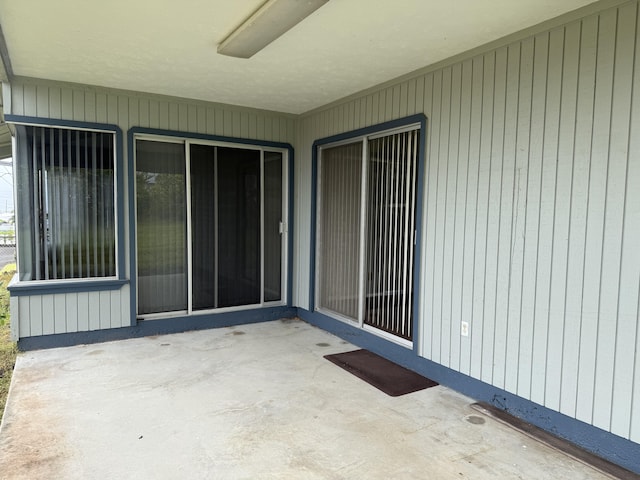 1572 Kaupili Pl, Hilo, HI 96720 - view of patio