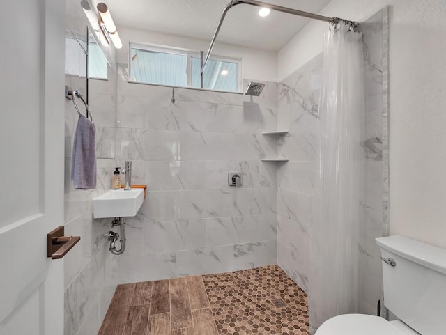 28-2855 Onomea Pl, Pepeekeo, HI 96783 - bathroom with toilet and tiled shower