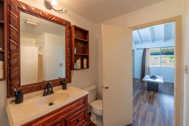16-2103 Kuleana St, Pahoa, HI 96778 - full bath featuring wood finished floors and vanity