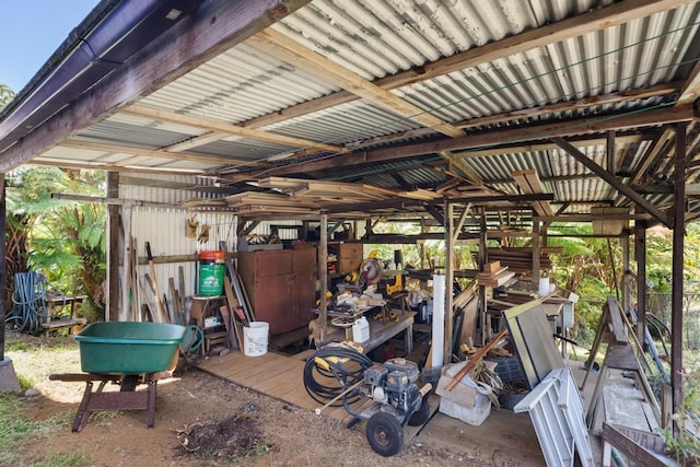 35 Pono St, Hilo, HI 96720 - view of patio featuring an outdoor structure