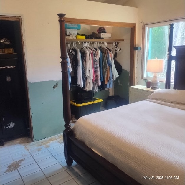 13-3313 Moku St, Pahoa, HI 96778 - tiled bedroom with a closet