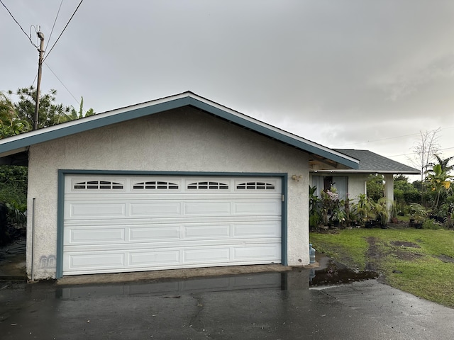 74-834 Uluaoa St, Kailua-Kona, HI 96740 - view of front facade with stucco siding