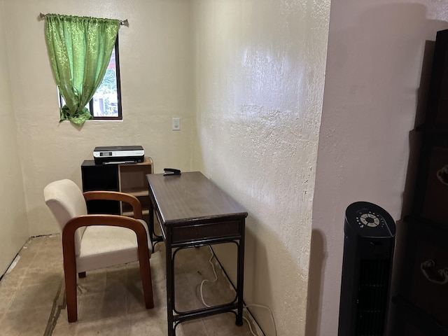 74-834 Uluaoa St, Kailua-Kona, HI 96740 - office space with a textured wall
