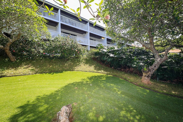2253 Poipu Rd Unit 230, Koloa, HI 96756 - view of grassy yard