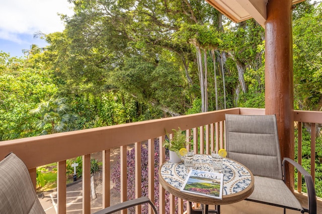 3411 Wilcox Rd Unit F 69, Lihue, HI 96766 - deck featuring outdoor dining area