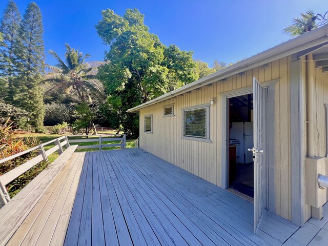 95-5974-A Mamalahoa Hwy, Naalehu, HI 96772 - view of deck