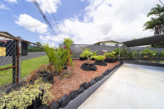 4 Nani Pl, Hilo, HI 96720 - view of yard