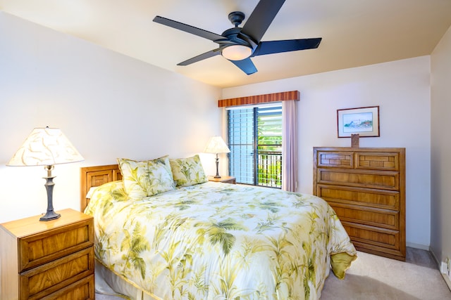 76-6212 Alii Dr Unit 205, Kailua-Kona, HI 96740 - bedroom with light colored carpet and ceiling fan