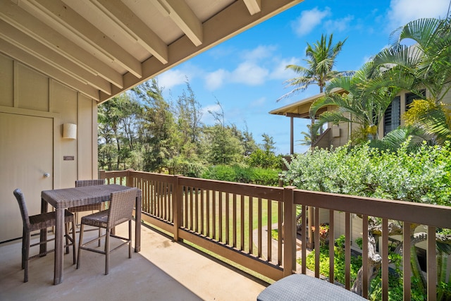 4460 Nehe Rd Unit 228, Lihue, HI 96766 - balcony featuring outdoor dining area