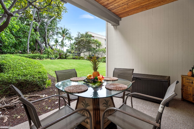 78-6800 Alii Dr Unit 8104, Kailua-Kona, HI 96740 - view of patio / terrace