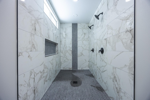 15-1776 6th Ave, Keaau, HI 96749 - bathroom featuring tiled shower