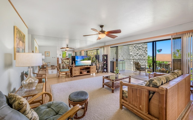 78-7070 Alii Dr Unit C201, Kailua-Kona, HI 96740 - living room with a ceiling fan