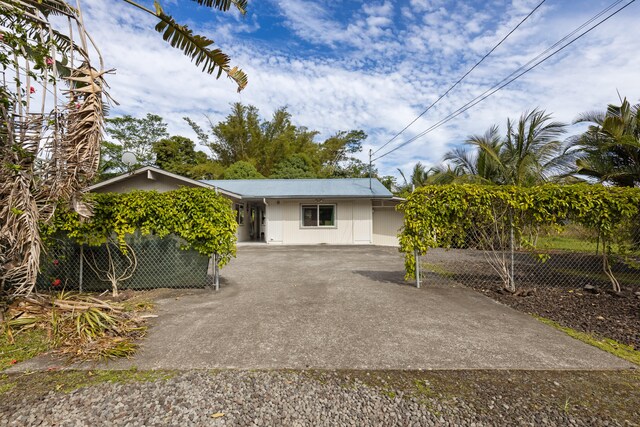 15-1385 Makuu Dr, Keaau, HI 96749 - view of front of house with concrete driveway