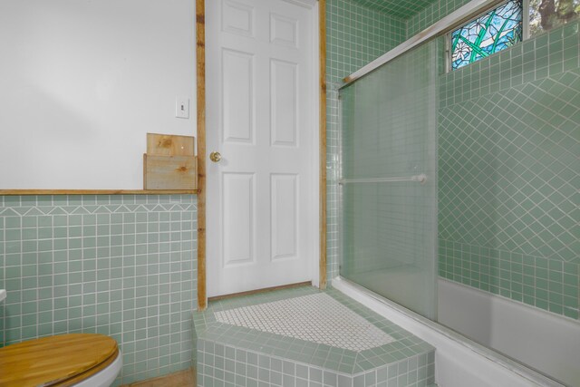 66-1665-A Kawaihae Rd, Kamuela, HI 96743 - full bath with tile walls and bath / shower combo with glass door