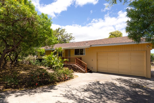 68-3750 Ua Noe Pl, Waikoloa, HI 96738 - single story home with driveway and a garage