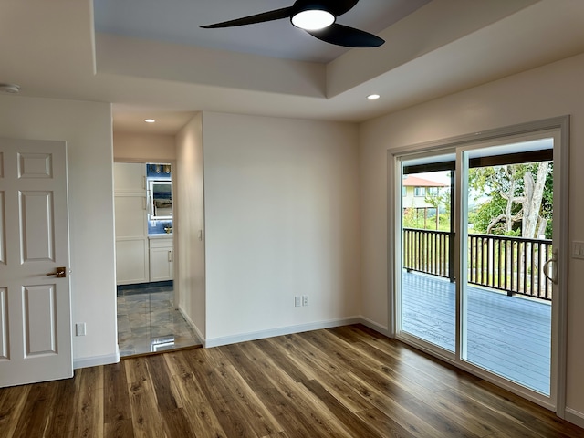 64-5304 Puu Nani Dr, Kamuela, HI 96743 - empty room with a ceiling fan, wood finished floors, recessed lighting, and a smoke detector