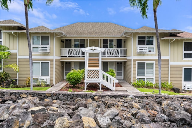 75-6009 Alii Dr Unit K22, Kailua-Kona, HI 96740 - view of building exterior with stairway