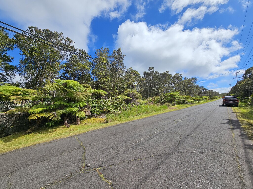 Old Volcano Rd, Volcano, HI 96785