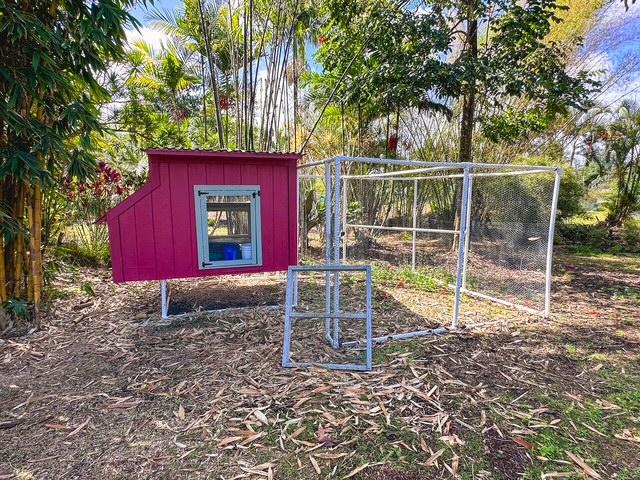 15-1500 10th Ave, Keaau, HI 96749 - view of poultry coop