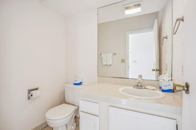 410 Papaloa Rd Unit 225, Kapaa, HI 96746 - bathroom with toilet and vanity