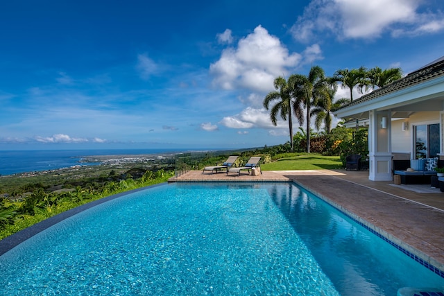 76-853 N Pakalakala Pl, Kailua-Kona, HI 96740 - swimming pool featuring a patio area