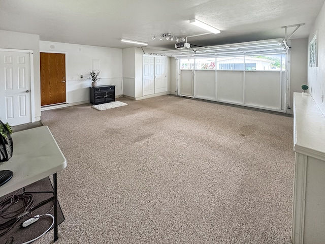410 Olu St, Hilo, HI 96720 - garage featuring a garage door opener