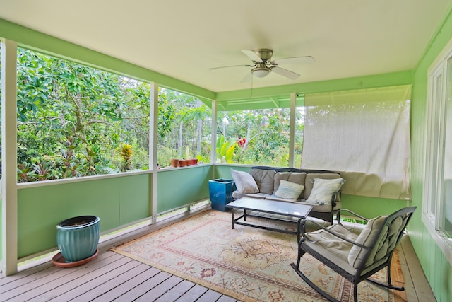 14-3385 Paradise Rd, Pahoa, HI 96778 - sunroom featuring a ceiling fan