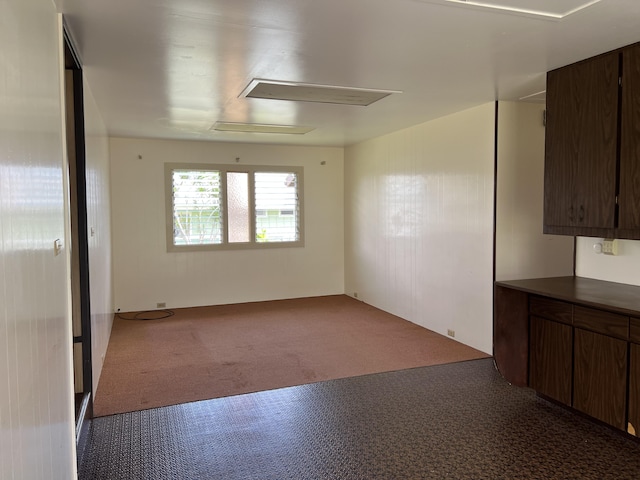 90 Santos St, Hilo, HI 96720 - unfurnished room with carpet floors
