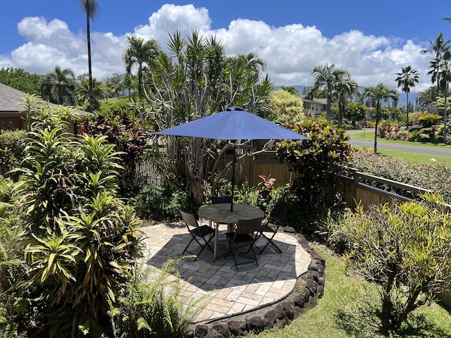 4892 Pepelani Lp, Princeville, HI 96722 - view of patio / terrace featuring outdoor dining area