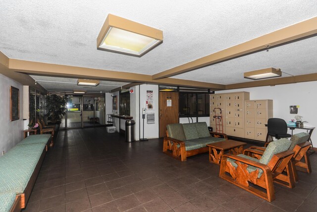 2916 Date St Unit 6F, Honolulu, HI 96816 - lobby featuring a textured ceiling