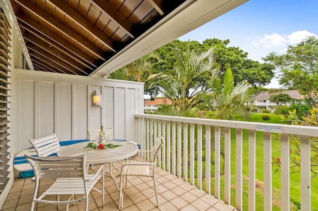 2253 Poipu Rd Unit 42, Koloa, HI 96756 - balcony with outdoor dining space