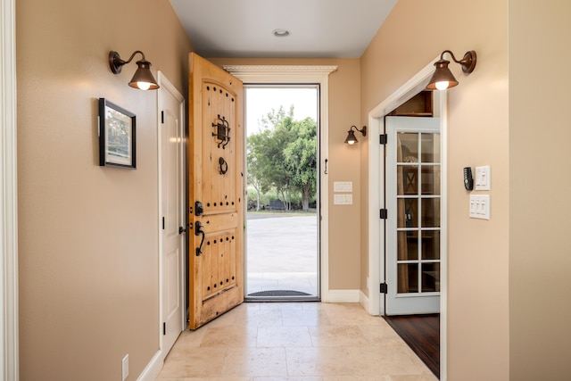 71-1861 Puu Lani Loop, Kailua-Kona, HI 96740 - entrance foyer with baseboards