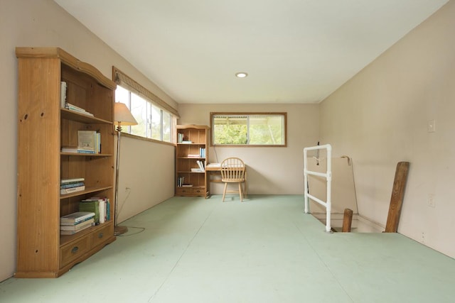 1436 Maikalani St, Hilo, HI 96720 - office area featuring concrete flooring