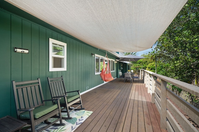 6100 Kawaihau Rd, Kapaa, HI 96746 - deck featuring outdoor dining space