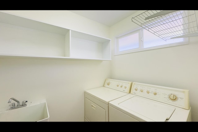 15-2811 Manalo St, Pahoa, HI 96778 - washroom with independent washer and dryer