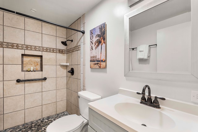 75-5719 Kona Plz Unit 203, Kailua-Kona, HI 96740 - bathroom featuring tiled shower and vanity