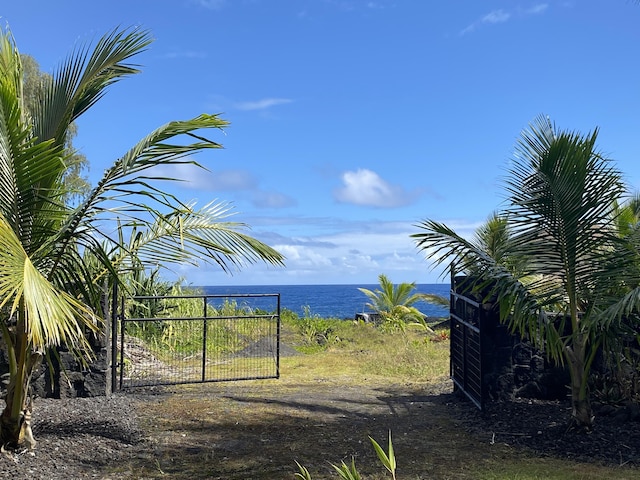 15-1873 Beach Rd, Keaau, HI 96749