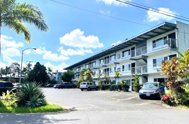 50 Maile St Unit A3, Hilo, HI 96720 - view of apartment building / complex featuring uncovered parking