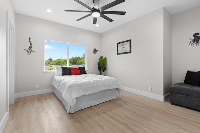 15-1628 Loke Rd, Keaau, HI 96749 - bedroom with light wood-style flooring, recessed lighting, and ceiling fan