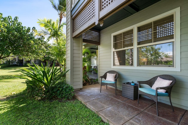 68-1118 N Kaniku Dr Unit 2404, Kamuela, HI 96743 - patio / terrace with a yard and a patio area