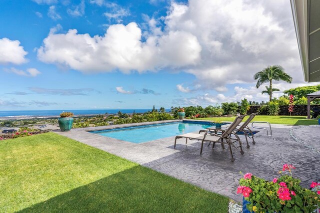 73-4366 Koikoi St, Kailua-Kona, HI 96740 - outdoor pool featuring a lawn and a patio