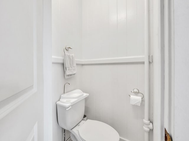 1668 Kilauea Ave, Hilo, HI 96720 - bathroom featuring toilet