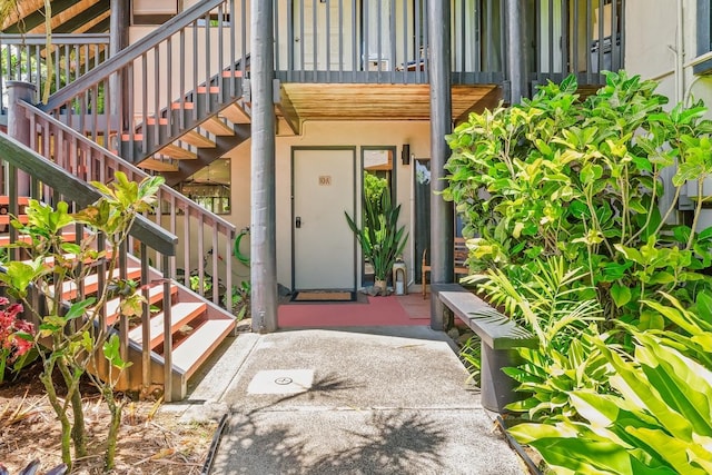 3920 Wyllie Rd Unit 10A, Princeville, HI 96722 - entrance to property featuring stucco siding