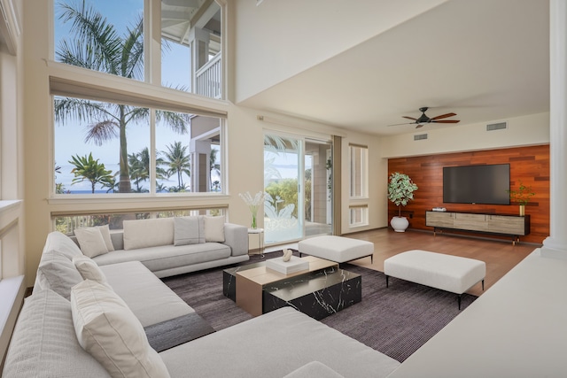 75-6060 Kuakini Hwy Unit E4, Kailua-Kona, HI 96740 - living room with a ceiling fan and wood finished floors