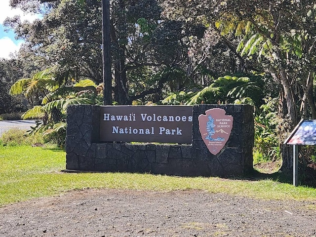 10 Painiu Lp, Volcano, HI 96785