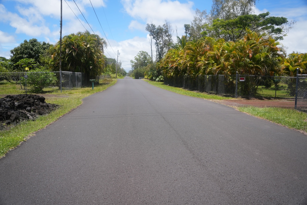 24th Ave, Keaau, HI 96749