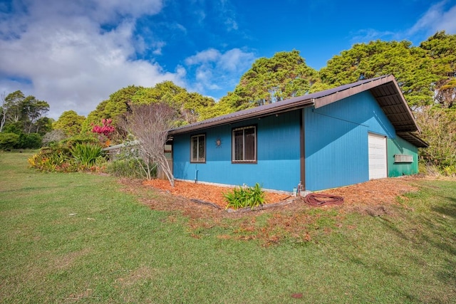 45-3463 Kahana Dr, Honokaa, HI 96727 - view of property exterior with a yard