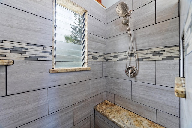 88-1544 Pikake Ave, Captain Cook, HI 96704 - full bath featuring a tile shower