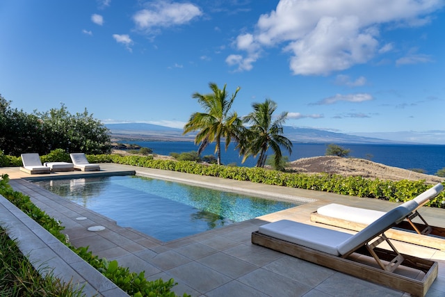 59-217 Lele Naia Dr, Kamuela, HI 96743 - swimming pool with a patio and a mountain view