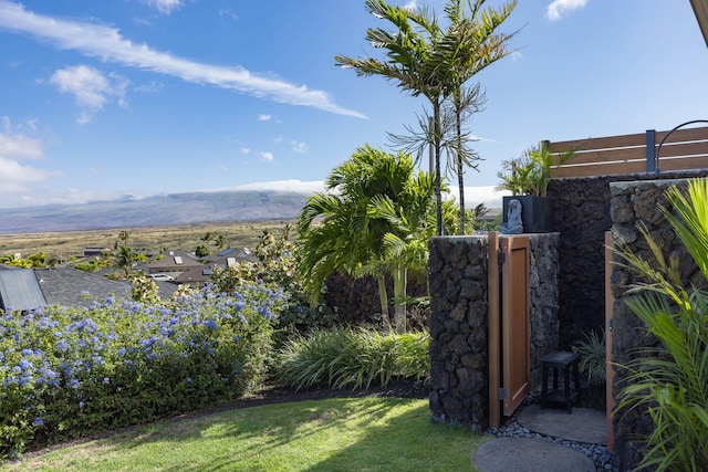 68-3609 Eleele St, Waikoloa, HI 96738 - view of grassy yard